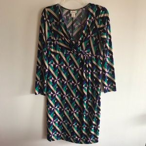 Motherhood Maternity geometric v neck dress small